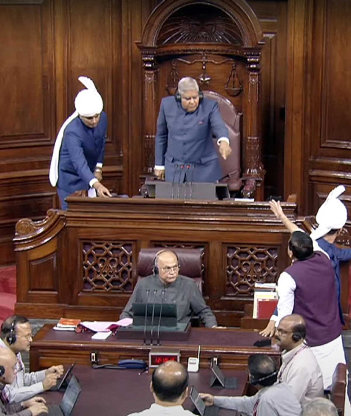 राज्यसभा के मानसून सत्र से निलंबित किए गए आप सांसद संजय सिंह